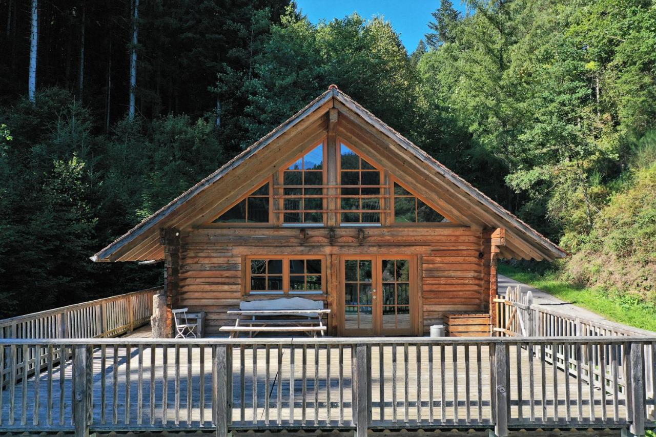 Schwarzwald Blockhaus - Sauna - Kamin - Mit Bettwaesche Und Handtuecher Schenkenzell Bagian luar foto
